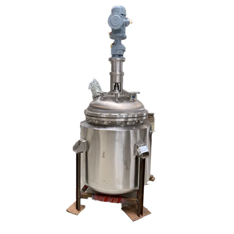 Резервуар с механической мешалкой (6)